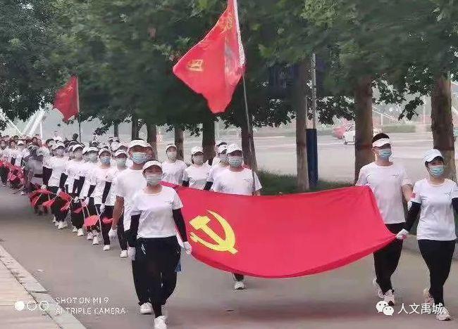 特斯拉ModelY-矩阵改色膜「风暴紫」一份神秘感与力量感